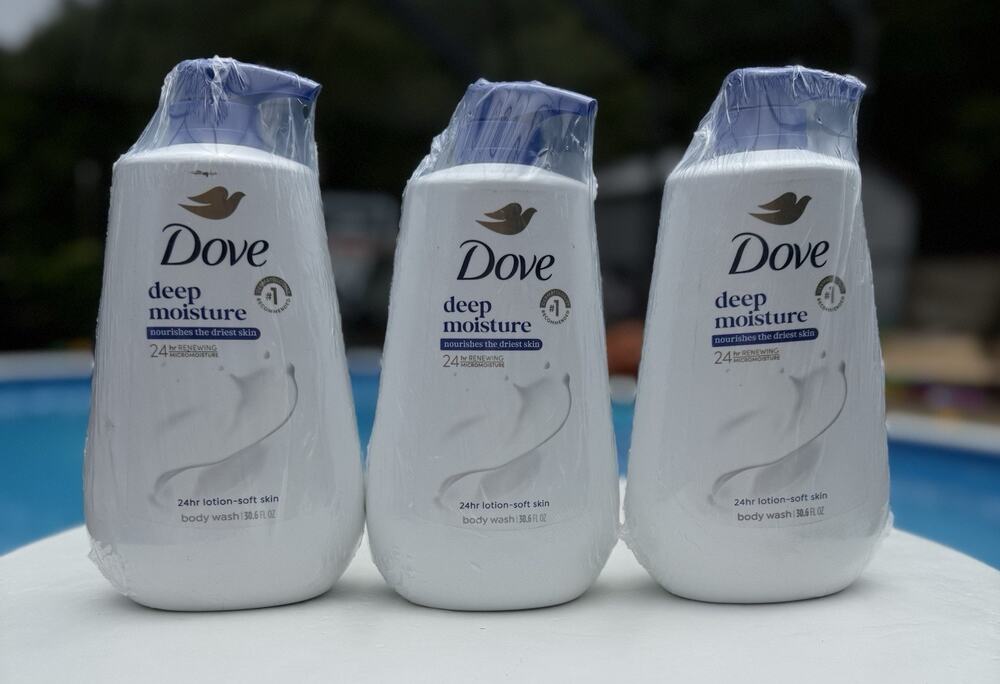 (3) Dove Body Wash Deep Moisture with Pump For Dry Skin Moisturizing 30.6oz Ea